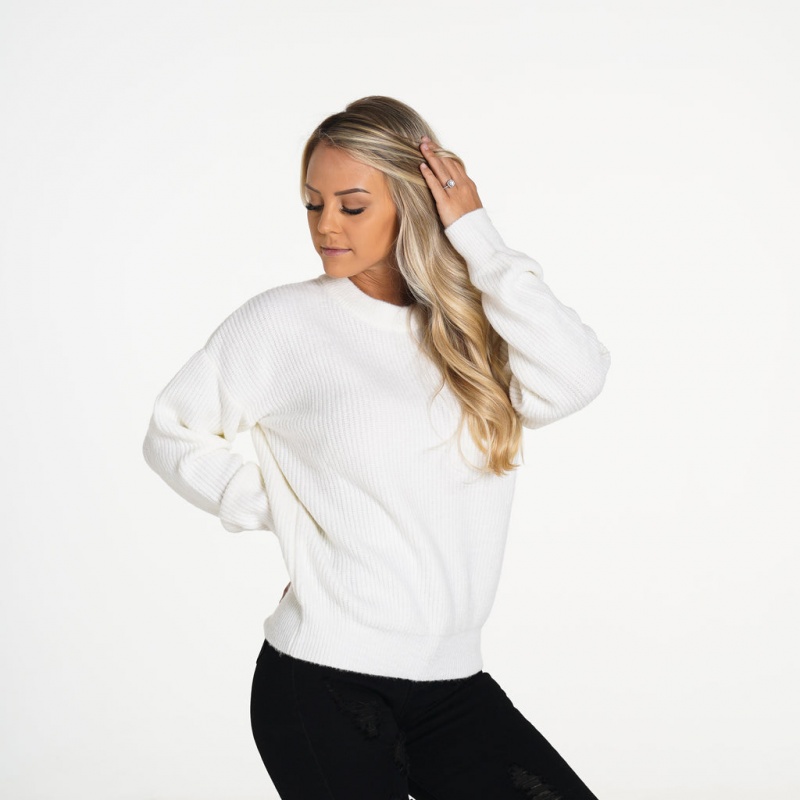 Swetry Damskie NVGTN Snowy Nights Oversized Białe | NVGTN PL-46AZWMFBU